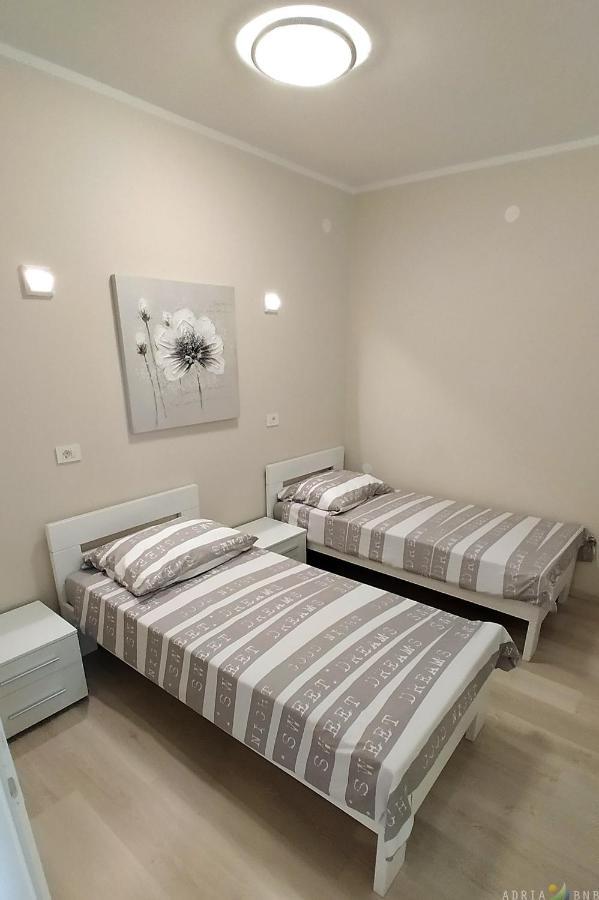 Spacious Izola Apartment Sl Dış mekan fotoğraf